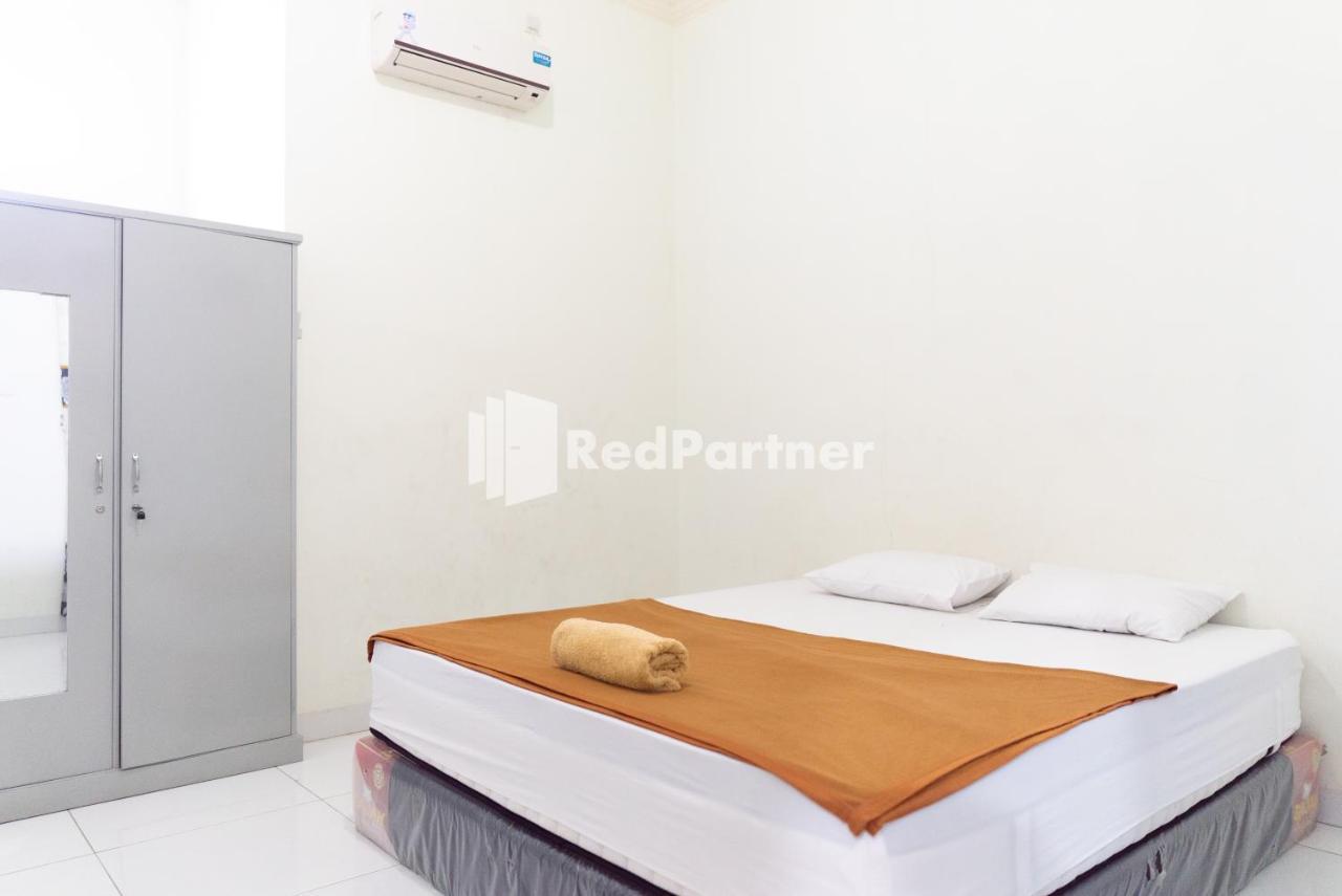 Wisma Aini Syariah Mitra Reddoorz Bandar Lampung Eksteriør billede