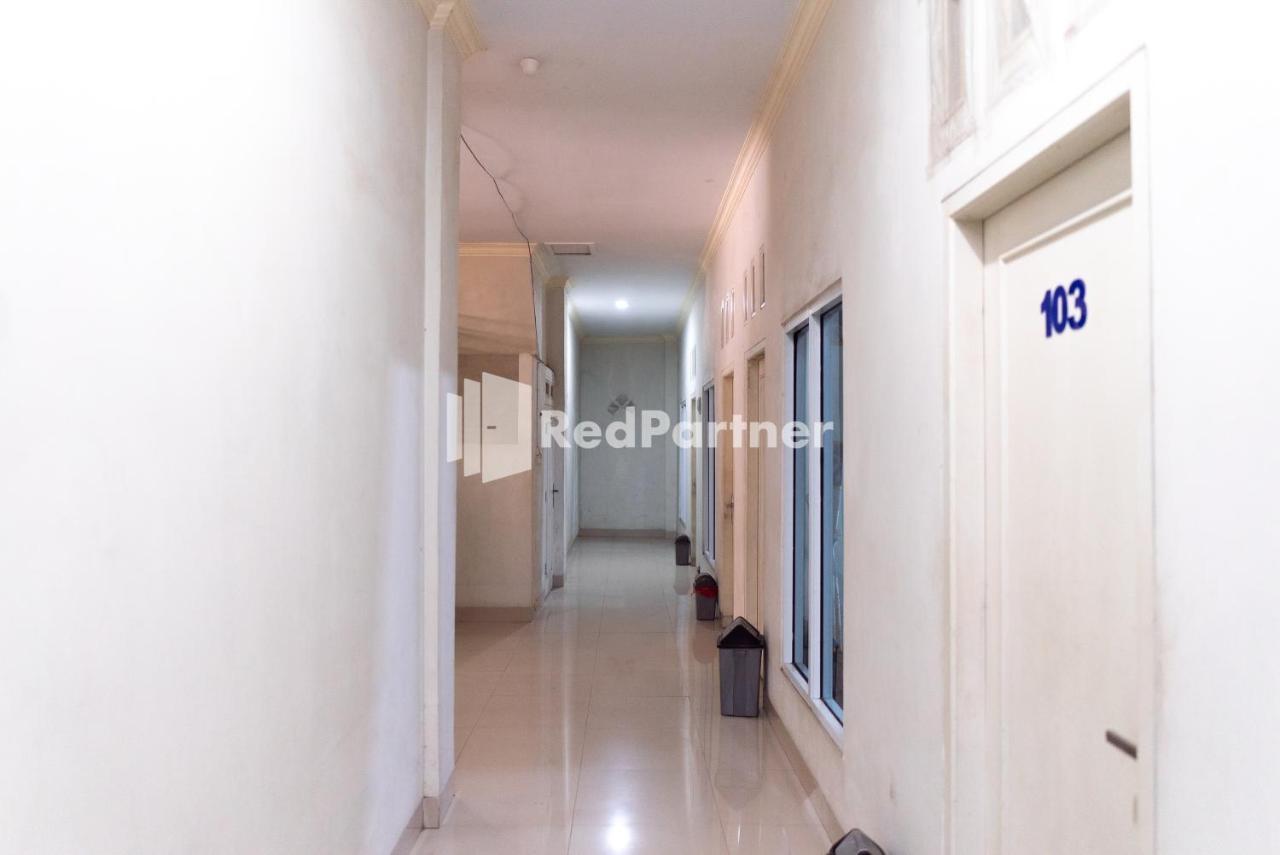 Wisma Aini Syariah Mitra Reddoorz Bandar Lampung Eksteriør billede